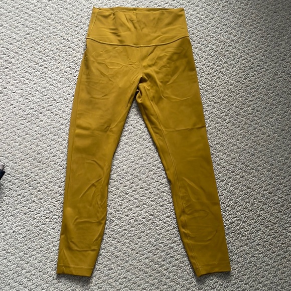 Lululemon 25 inch Wunder Train in Gold Spice, Size 8 - Picture 2 of 4